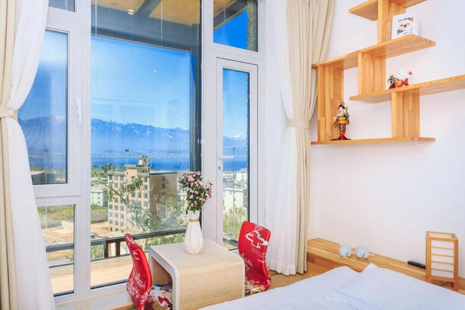 Dali Listening Sea View Villa大理听城海景别墅 Экстерьер фото
