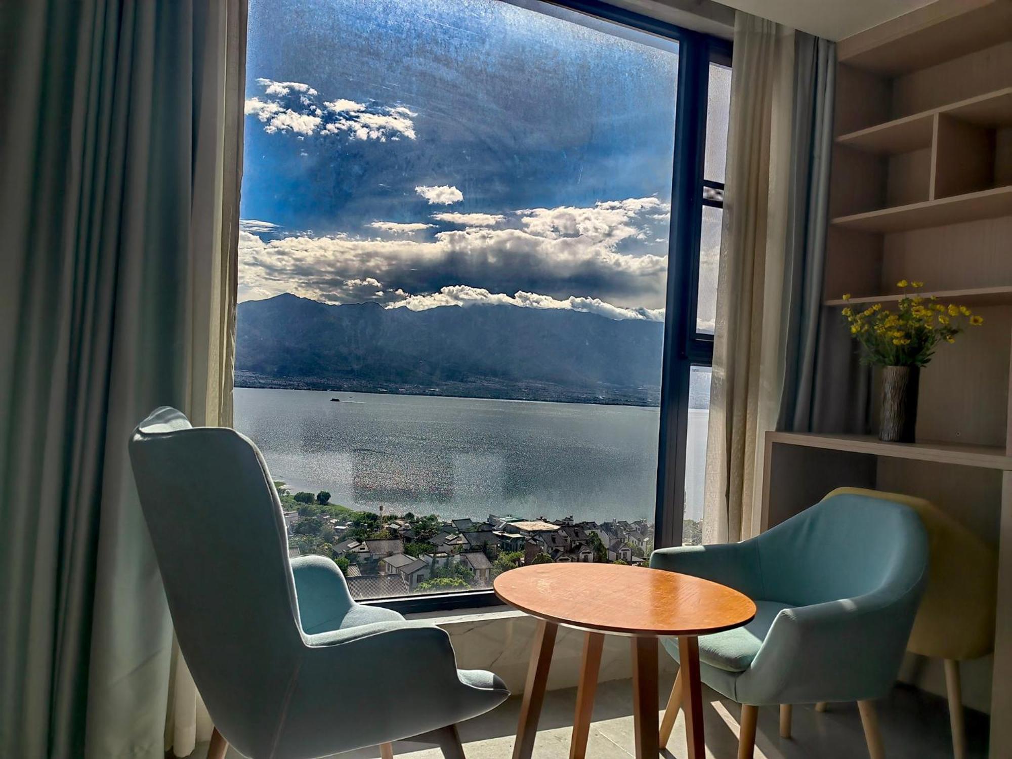Dali Listening Sea View Villa大理听城海景别墅 Экстерьер фото
