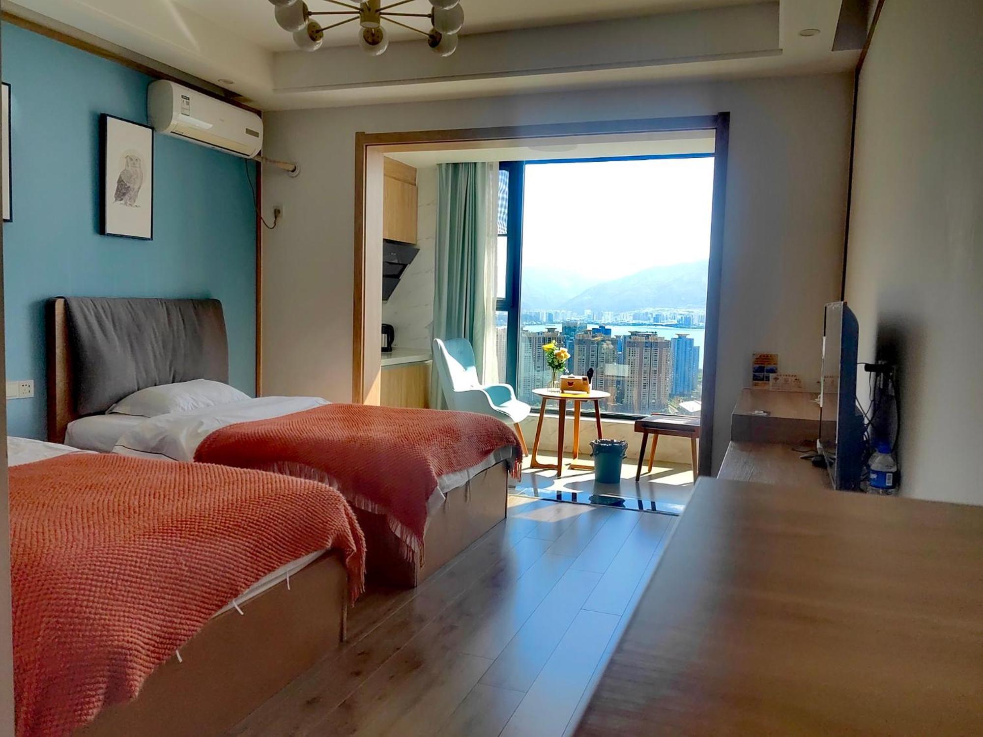 Dali Listening Sea View Villa大理听城海景别墅 Экстерьер фото